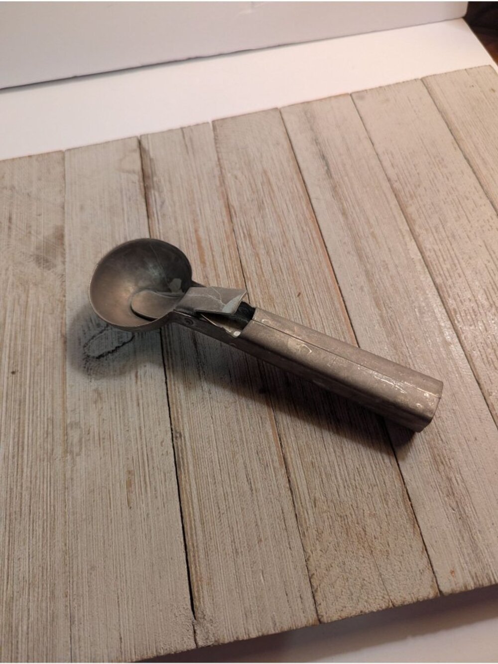 Vintage Silver Colored Ice Cream Scoop Aluminum 7"